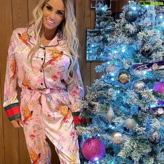 Katie Price Instagram - What is it with advent calendars nowadays?! 😱 From the new episode which available now, wherever you get your podcasts. Just search The Katie Price Show 🎧 🌟 And remember, The Katie Price Show VIPs get an extra episode every week! Link up top 🌟