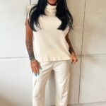 Katie Price Instagram - This Life Advice with the Prices really got to us 😰 Advice for this listener in the comments please 👇💗 🎧 Full episode out now, wherever you get your podcasts. And a new episode out tomorrow!