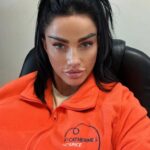 Katie Price Instagram - Love working with the team @stcatherinescrawley everyone has been so welcoming, and I'm now a weekly volunteer 🙌🏻