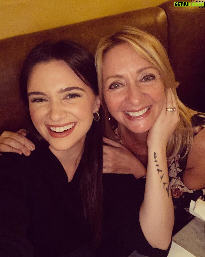 Katie Stevens Instagram - Minha querida mama ❤️ happy birthday. I am so lucky to have you as not only my mother, but also my best friend. You’ve believed in me and every single one of my dreams. You’ve loved me through moments where I’ve felt lost and encouraged me to find my way. You’ve set the most beautiful example for me on how to be strong, hardworking, supportive, fearless, loving, respectful, and kind. You are everything and more that I can ever hope to become. Thank you for all you do for our family. We are all better because of you. tudo que eu sou, é por causa de ti ❤️ parabens mama