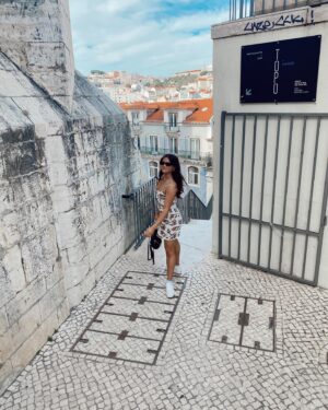 Katie Stevens Instagram - lisboa tem meu coração 🇵🇹