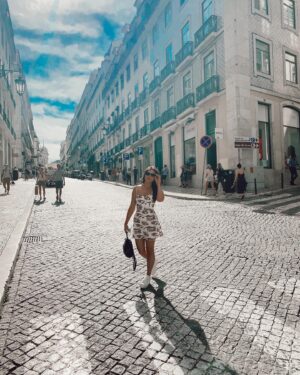 Katie Stevens Instagram - lisboa tem meu coração 🇵🇹