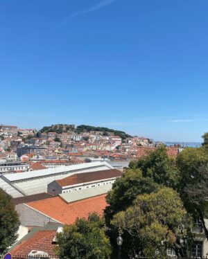 Katie Stevens Instagram - lisboa tem meu coração 🇵🇹