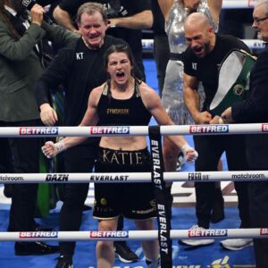 Katie Taylor Instagram - A truly special night at the @3arenadublin. Eternally grateful for the support. 🇮🇪@crokepark_official @eddiehearn Let's go! 🏟️