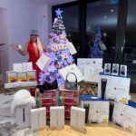Katja Krasavice Instagram - Ich möchte euch noch vor Weihnachten etwas zurück geben und euch glücklich machen 💕💸 SO KÖNNT IHR GEWINNEN: 1️⃣ FOLGT @katjakrasavice und @sugarmami.official auf Instagram & Tiktok 😍 2️⃣ LIKET DIESES BILD & KOMMENTIERT was ihr gewinnen wollt 😍 Mehr nicht!!! Ihr müsst einfach nur ein Teil meiner Community sein 💕 VERLOST WIRD: Platz 1: MacBook @veydamygirljenna Platz 2: MacBook @luke_hsk Platz 3: MacBook @celinakvce Platz 4: iPhone 14 @nicodarfdas Platz 5: iPhone 14 @trinksaufmich Platz 6: iPhone 14 @strawbabyjuice Platz 7: Sugarmami Koffer @jasmin.brlge Platz 8: Sugarmami Koffer @christinbirke Platz 9: iPad @Yvn.hnz Platz 10: iPad @blueboo8 Platz 11: iPad @jul1a_mar1enn Platz 12: Playstation 5 @kathikrstic Platz 13: Playstation 5 @jessicajjor Platz 14: Playstation 5 @maedchenmummy_ Platz 15: Prada Tasche Swarowski @kimvidas Platz 16: Prada Tasche Umhänge @ashleycashx Platz 17: Dyson Airwrap @celinemiichelle Platz 18: Mediamarkt Gutschein @dollywood_aesthetics Platz 19: Mediamarkt Gutschein @sophiesakura_ Platz 20: Mediamarkt Gutschein @melissadssw Platz 21: Mediamarkt Gutschein @leonrthe Platz 22: Mediamarkt Gutschein @brunokvc Platz 23: Amazon Gutschein @_n_a_t_a_s_c_h_a_95_ Platz 24: Amazon Gutschein @kikifiziert Platz 25: Amazon Gutschein @kommmirnichtmithigh Platz 26: Amazon Gutschein @phasercat Platz 27: Amazon Gutschein @xfabisworldx Platz 28: Playstation Gutschein @myunlissa Platz 29: Playstation Gutschein @jonasconico_amon Platz 30: Playstation Gutschein @valen.ef Platz 31: Playstation Gutschein @jasmin.mhl Platz 32: Playstation Gutschein @buesingmareike Platz 33: Zalando Gutschein @lenja.ehb Platz 34: Zalando Gutschein @_daj_ana_ Platz 35: Zalando Gutschein @k1m.smt Platz 36: Zalando Gutschein @johanna.pics97 Platz 37: Zalando Gutschein @jojomojo277 Platz 38: Apple Watch @schwesta_ebra Platz 39: Apple Watch @mjeku.Adrian Platz 40: Meine weiße Wintermütze ✨@miaakrasavice Die Gewinner per DM von mir kontaktiert 💕 Wer nicht alle 2 Schritte erfüllt kann nicht gewinnen ‼️‼️‼️ Instagram steht in keinem Zusammenhang mit diesem Gewinnspiel.