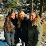 Katrin Tanja Davidsdottir Instagram - A soul filling weekend ✨🤍🫶🏼 There is something so special & grounding about being around those humans who know every part of you, every phase you have been through, every home you have lived in, every single one of your family members .. without a single word, they just KNOW YOU! Got to have my best friends of 18 years here over the weekend & it was FULL of meaningful conversations, laughter, handstands (of course), training, good food & all the things that just make me HAPPY! ☀️🤭 Love you & miss you already @thorbjorghekla & @heiddis_anna