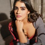 Kavya Thapar Instagram - Bringing in the good energy 🤸‍♀️ Stylist- @saranya_raov Outfit - @emmera.India @nautanky Jewellerry - @thetrinkaholic Mua - @mohanrao931 Hairstylist - @jayaram_dasarla Shot by - @tdf.studioz @tdf.thedreamfilmer ✨