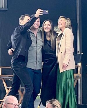 Kayla Ewell Instagram - Well that was fun ❤️

Thank you for all your stories & all your love. To have been a part of something meaningful to so many, for so many years, is truly something. 

I’m glad this show meant as much to you as it did to me. Until next time.