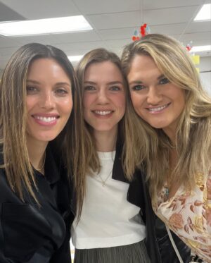 Kayla Ewell Instagram - Well that was fun ❤️

Thank you for all your stories & all your love. To have been a part of something meaningful to so many, for so many years, is truly something. 

I’m glad this show meant as much to you as it did to me. Until next time.