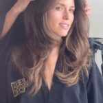 Kayla Ewell Instagram - Restoring & transformative ✨ Synonyms for @riawna & @nikkilee901 I won’t go on about how much I love these two but being their client is an experience above anything else.