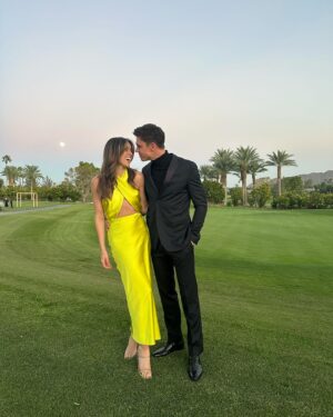 Kayla Ewell Instagram - My forever wedding date ✨

The world feels heavy, celebrating love means so much, especially now. We love you @marymillermethod & @trini1million Congratulations!!

Dress @simonmillerusa 
Shoes @cultgaia