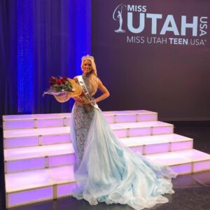 Kaylyn Slevin Instagram - Ahhh! I still can’t believe I am @missutteenusa👸🏼 I want to say THANK YOU from the bottom of my heart to everyone for all your love and support. So many amazing people were cheering me on and wanting this for me just as much as I did. Love you all!😉👑