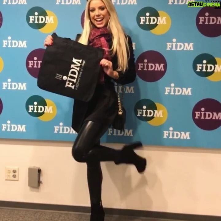 Kaylyn Slevin Instagram - It’s official! Graduated high school early and starting college early this April! Can’t wait! @fidm ❤️🙏🏼