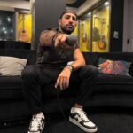 Kaysar Dadour Instagram - Vá atrás dos seus sonhos, não das pessoas. . . . . #sonhar #sonhos #musica #hit #funk #kaysar #kaysardadour #melhordianomundo #naodesistadosseussonhos #nuncadesistir