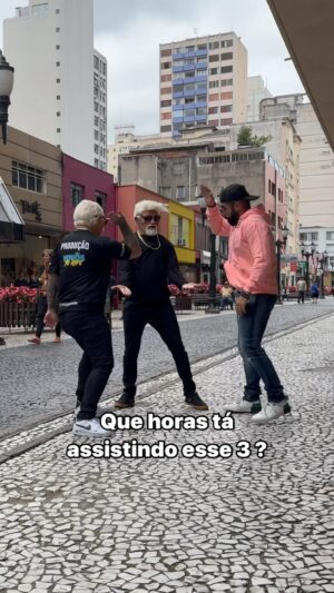 Kaysar Dadour Instagram - Que horas tá assistindo esse 3 ?