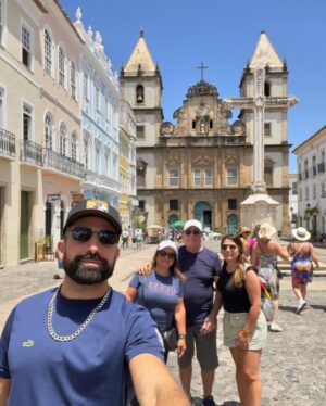 Kaysar Dadour Instagram - Igreja ⛪️ de São francisco em #salvador 
.
.
.
.
#salvador #bahia #saofrancisco #kaysar #kaysardadour #melhordianomundo #familia #igreja