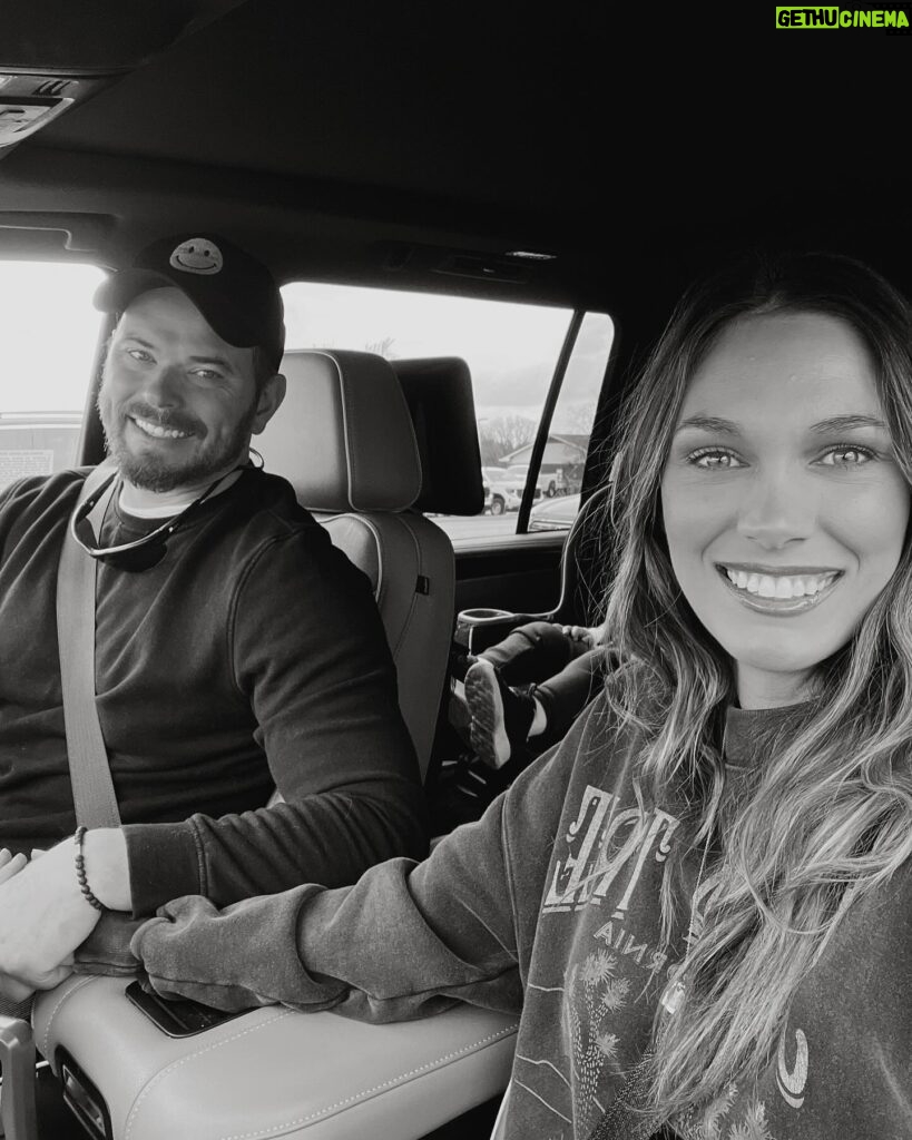 Kellan Lutz Instagram - Some Feb moments in B&W 1. Valentine’s Day with kids is >>>>> 👨‍👩‍👧‍👦💝 2. This girl loves dinosaurs, excavators, and insects 🦖🦎🐞 3. Food makes Kasen happy like his mama 😋 4. Told ya 🙃 5. We have a THREE year old 🥹 6. Us. ❤️‍🔥 7. Went to the zoo for Ashtyn’s birthday and on the way out fed some flamingos 🦩 8. The best of friends 👫 Now onto March with is Kellan and my bday month!!