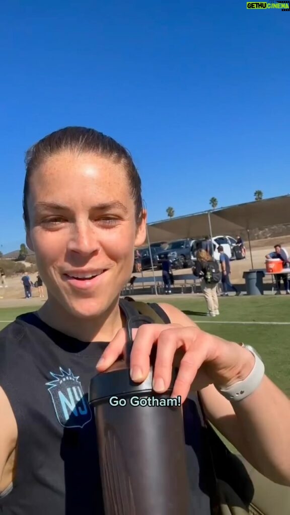 Kelley O'Hara Instagram - Post season been so good to us. One more to go! Behind-the-scenes with @kelleyohara, pres. by @carmax.