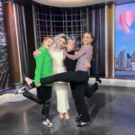 Kelley O'Hara Instagram - Fun night in the studio with @cbssportsgolazo thanks to these girlies and a BIG @uswnt W! • Thanks @jordangeli @darian_jenks @poppymiller3 for letting me join even though I don’t meet the height requirement 🙃