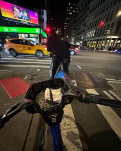 Kelley O'Hara Instagram - making the most of mistakenly buying a year citi bike membership 🙃
