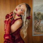 Kelli Berglund Instagram - pt 2 ♥️⛓️ @phiaphotography @alexlevey @carlyy.fisher @theashleygrant