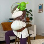 Kelli Erdmann Instagram - Felt Shrexy might delete later 😏 #shrek #crocs #happykelli #transition #ogre