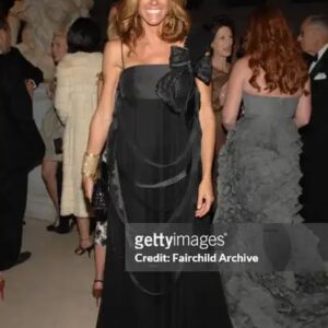 Kelly Jean Killoren Instagram - MET GALA| Happy Met Ball Day! What a beautiful way to support the arts at the Metropolitan Museum of Art and The Costume Institute. I fell in love with Harold Koda and Andrew Bolton in 2003. I was so inspired by them and their commitment to fashion. Andrew- an educated anthropologist- taught me so much about fashion and culture. We are inspired by the women who  wear fashion and by those who create it. Thats why I wrote AMERICAN STYLE for @assouline. Have the best night. Xx kkb #fashion @metmuseum #americanstyle wearing @chanel @dennisbasso #metgala