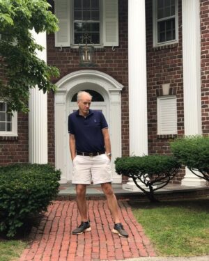 Kelly Jean Killoren Instagram - HAPPY BIRTHDAY to my TWIN, Tommy Killoren. You are the best father - hands down. The most hardworking and kindest lawyer in the law field. You have helped so many people for so many years, and work tirelessly to make sure justice is served. Happy Birthday, tommy!!!! @spartanlawfirm @mimikilloren #family #birthday #twins