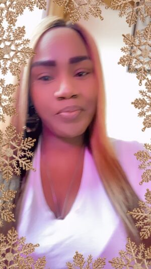 Kelly Price Instagram - Merry Christmas and Happy Holiday Season!!! It’s the most wonderful time of the year!!! 🎄🧑🏼‍🎄🎄🎅🏽
Christmas Party and Performance December 25th 2022. Would you like to be my guest ?
Like Follow and Subscribe to @mskellyprice on IG
And tell me why you should be selected!! 
#Christmas2022 #holidayseason