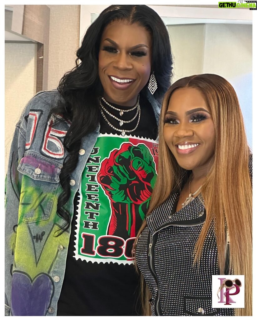 Kelly Price Instagram - #TBT #Juneteenth on @cnn with my beautiful friend @bigfreedia @jessecollinsent