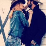 Kelly Reilly Instagram - Ah thanks bunkhouse for reminding me of this day . Working with @ryanbingham_official is pretty incredible .. there was some serious hat negotiating going on in this scene ,so of course mine came off. ❤️ S2 summer 2019 x @yellowstone