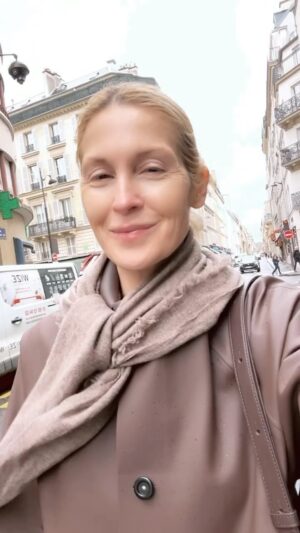Kelly Rutherford Instagram - ☕️☕️☕️