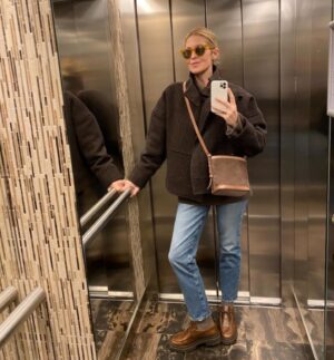 Kelly Rutherford Instagram - Cozy ☕️ looks 🤍