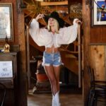 Kelsey Owens Instagram - 📍Arizona photo dump Which ones your favorite??🤠