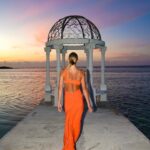 Kelsey Owens Instagram - 𝖲𝗎𝗇𝗄𝗂𝗌𝗌𝖾𝖽 𝖺𝗇𝖽 𝗂𝗇 𝗅𝗈𝗏𝖾 🧡🥂 📍@sandalsroyalcaribbean