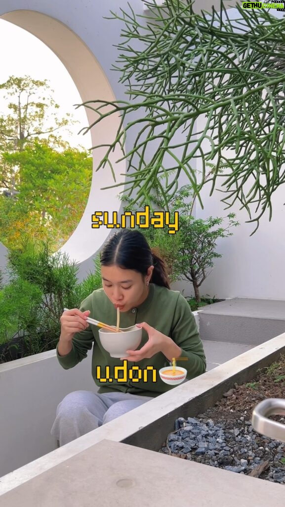 Kemisara Paladesh Instagram - sunday udon 🍜😬