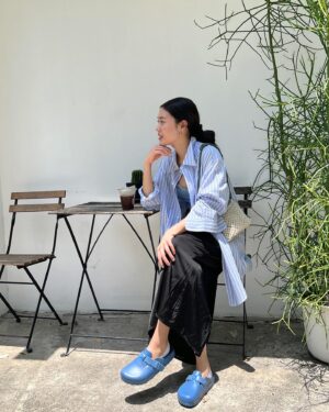 Kemisara Paladesh Instagram - lunch break 🌭☕️