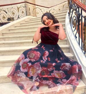 Kenzy Madbouly Instagram - Lady in red ♥️