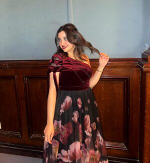 Kenzy Madbouly Instagram - Lady in red ♥️