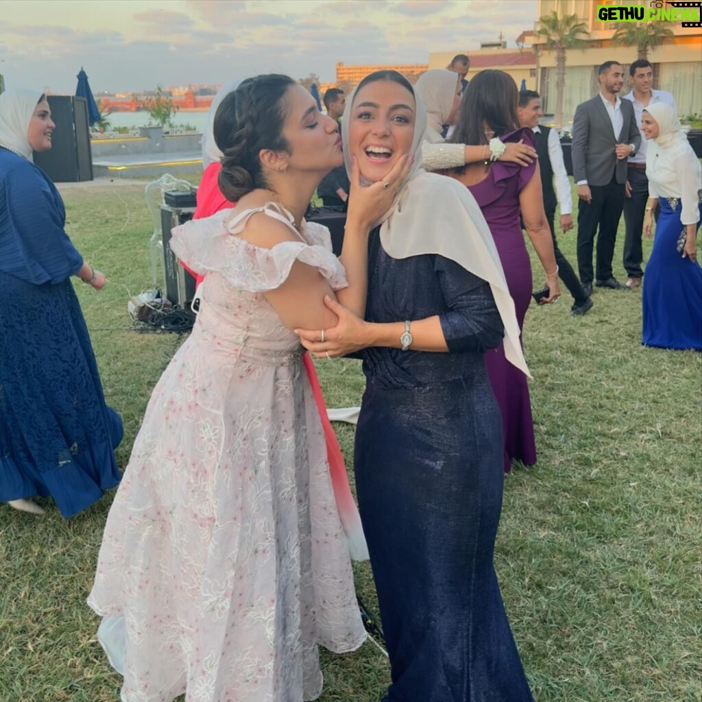 Kenzy Madbouly Instagram - Happy birthday to my sister and family and the cutest, most enthusiastic person i know, I learned many things from you and i am so thankful for that, may you always be the life of the party and the ball of energy we all love😂♥️ and may you always make my brother happy, god bless you guys for me ♥️