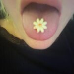 Kesha Instagram - 💕🌼👯‍♀️