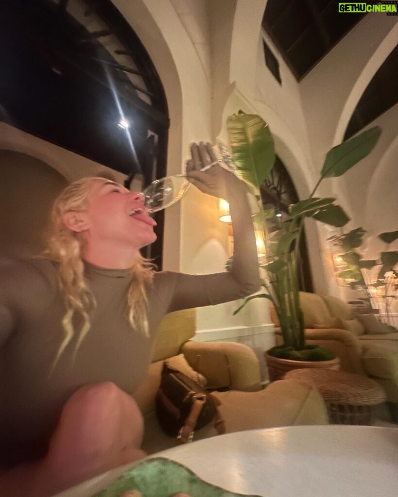 Kesha Instagram - It’s new year’s somewhere