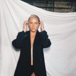 Kesha Instagram - Too hot for pants ☀️