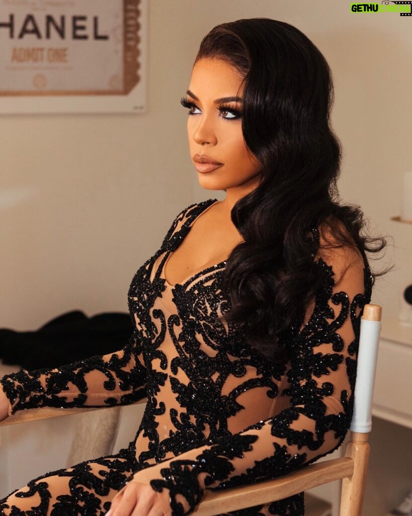 Keshia Chante Instagram - radiating goddess energy only ✨