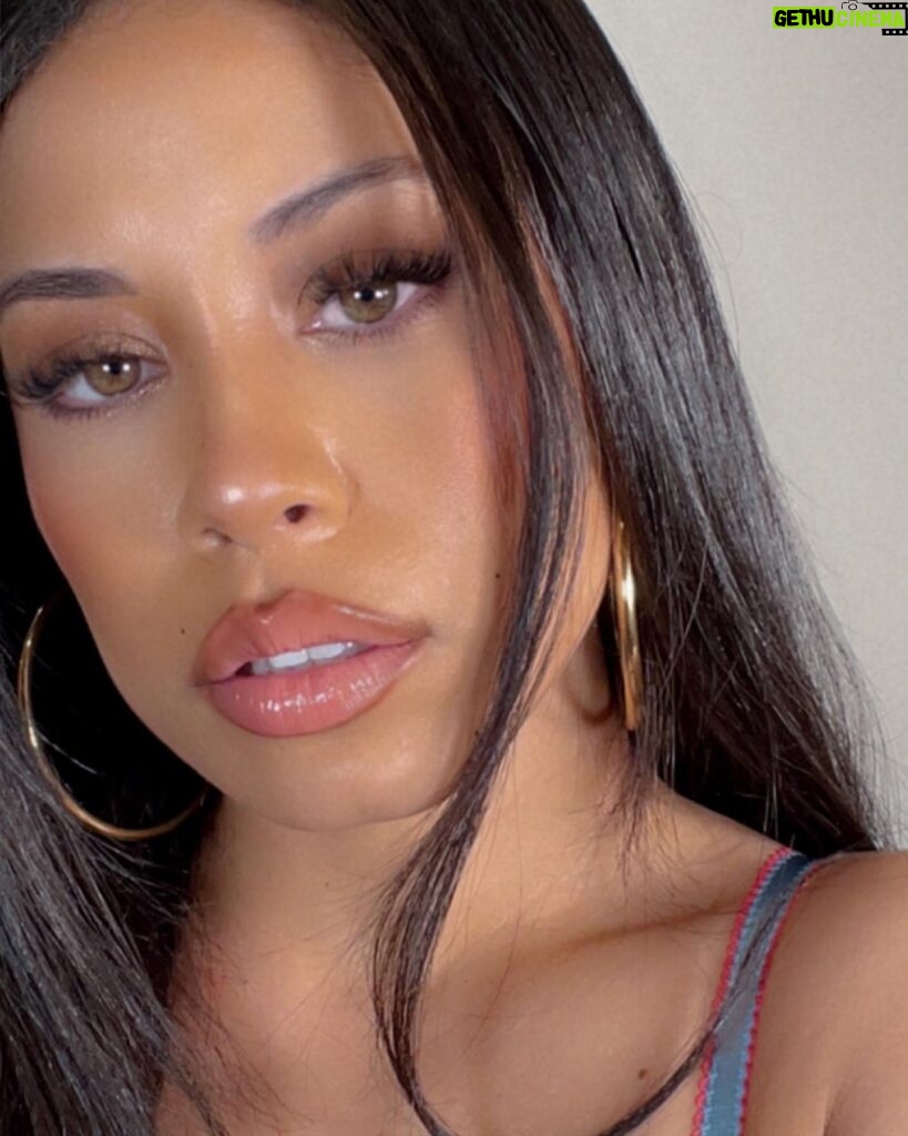 Keshia Chante Instagram - wherever i’m at, i’m adding value 🤍✨