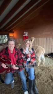 Kevin Bacon Instagram - Happy holidays, everybody. #goatchristmas