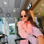 Khả Ngân Instagram - Do life with love🌷🌷🌷 #khangan