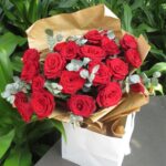 Khả Ngân Instagram - Chúc tất các các chị em phụ nữ trên toàn thế giới này mãi xinh đẹp, hạnh phúc và an yên🥰💚😚 #khangan
