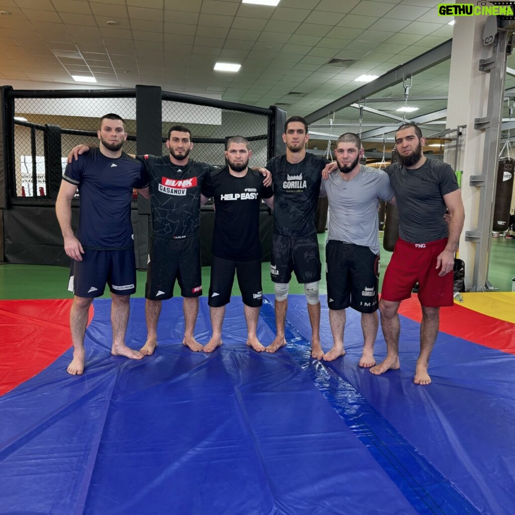 Khabib Nurmagomedov Instagram - Сегодня они работали ))) Middleweights 👊