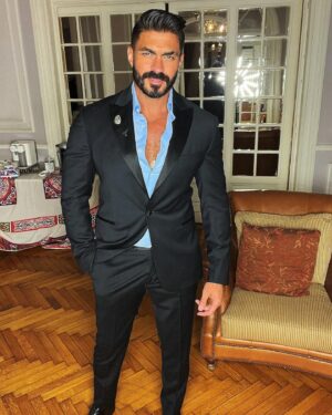 Khaled Selim Instagram - It’s always about what’s in the heart .. that shows on the face .. and in the eyes .. 
be KIND 
#actor #singer #model #fashion #kindness #heart